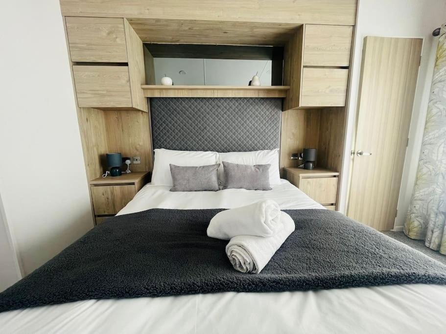 Вилла Hideaway Retreat With Hot Tub Йорк Экстерьер фото